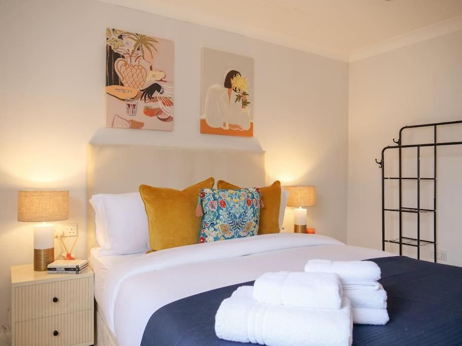 Charming One Bedroom Flat On Portobello Road Londen